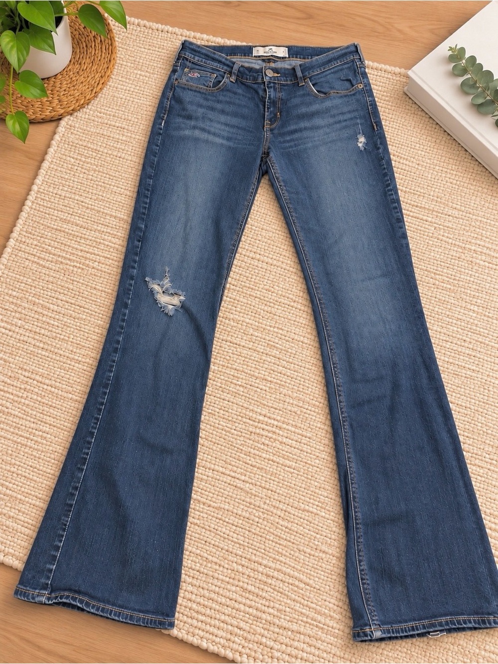 Y2K-inspired Hollister bootcut jeans